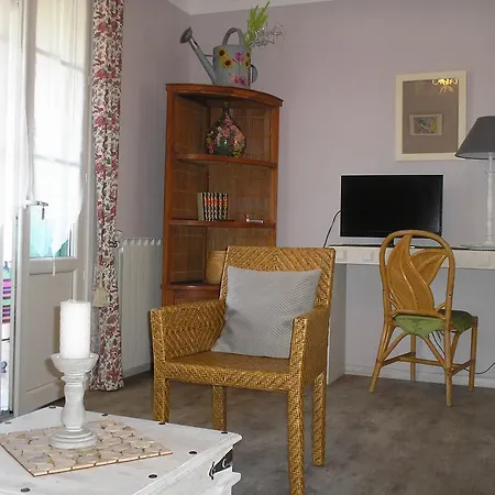 بيت للعطل Le Pavillon De La Cite قرقشونه