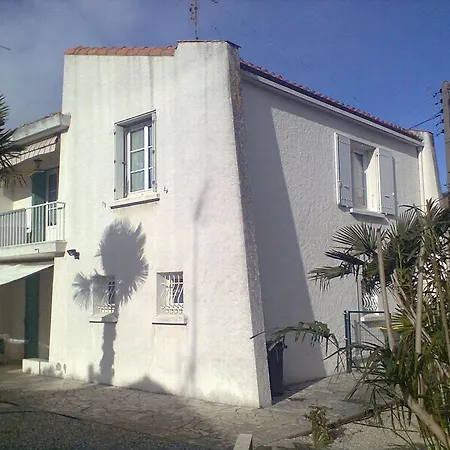 Le Pavillon De La Cite بيت للعطل قرقشونه